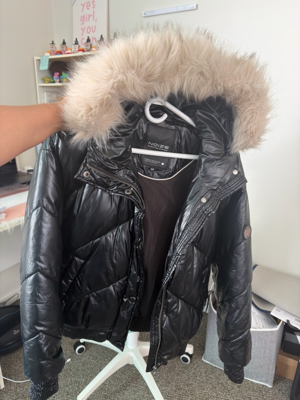 Noize Shiny Black Puffer Jacket with Cream Faux-Fur Hood Trim